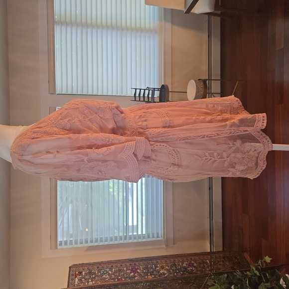 Embroidered Lace Overlay Plunge V Neck Romper Shorts Pink Womens Size Small - Picture 7 of 13